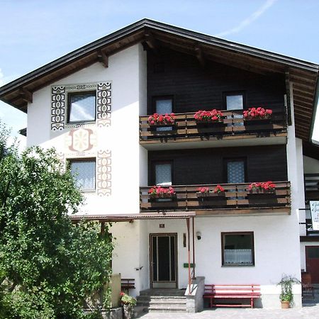 Haus Gamsblick Hotell Umhausen Exteriör bild