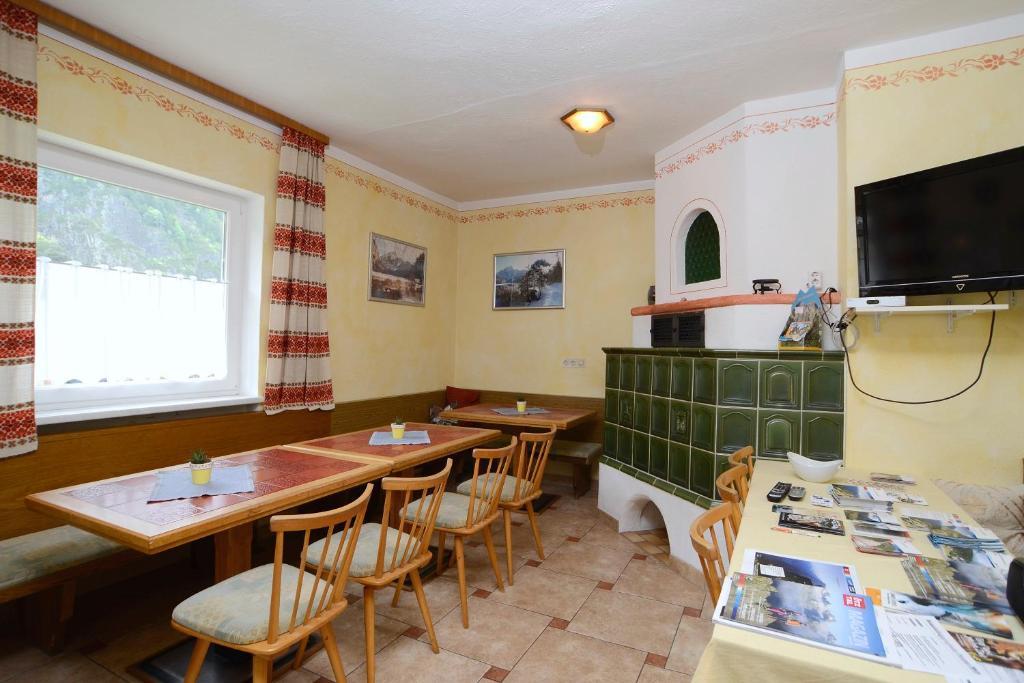 Haus Gamsblick Hotell Umhausen Exteriör bild