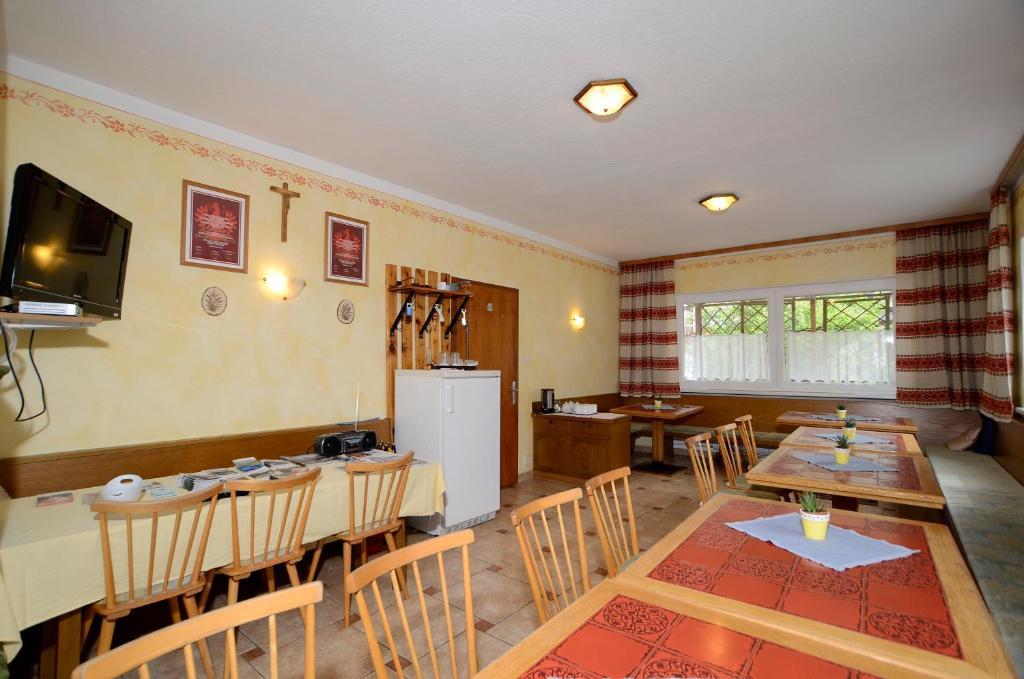 Haus Gamsblick Hotell Umhausen Exteriör bild