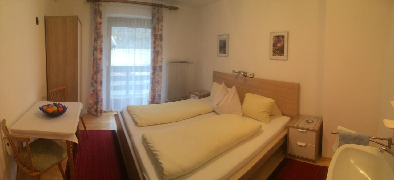 Haus Gamsblick Hotell Umhausen Exteriör bild